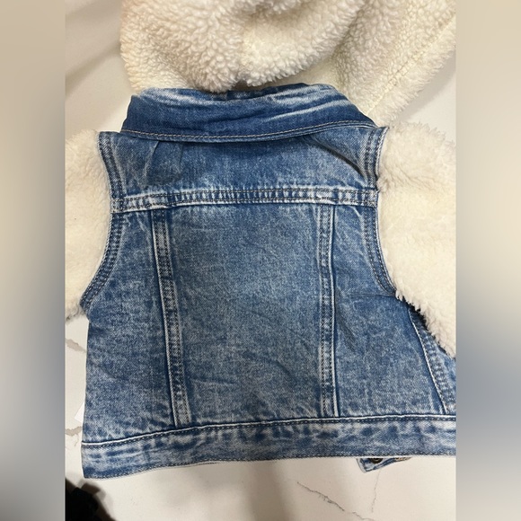 Baby gap denim Sherpa jacket NWT - Picture 3 of 6